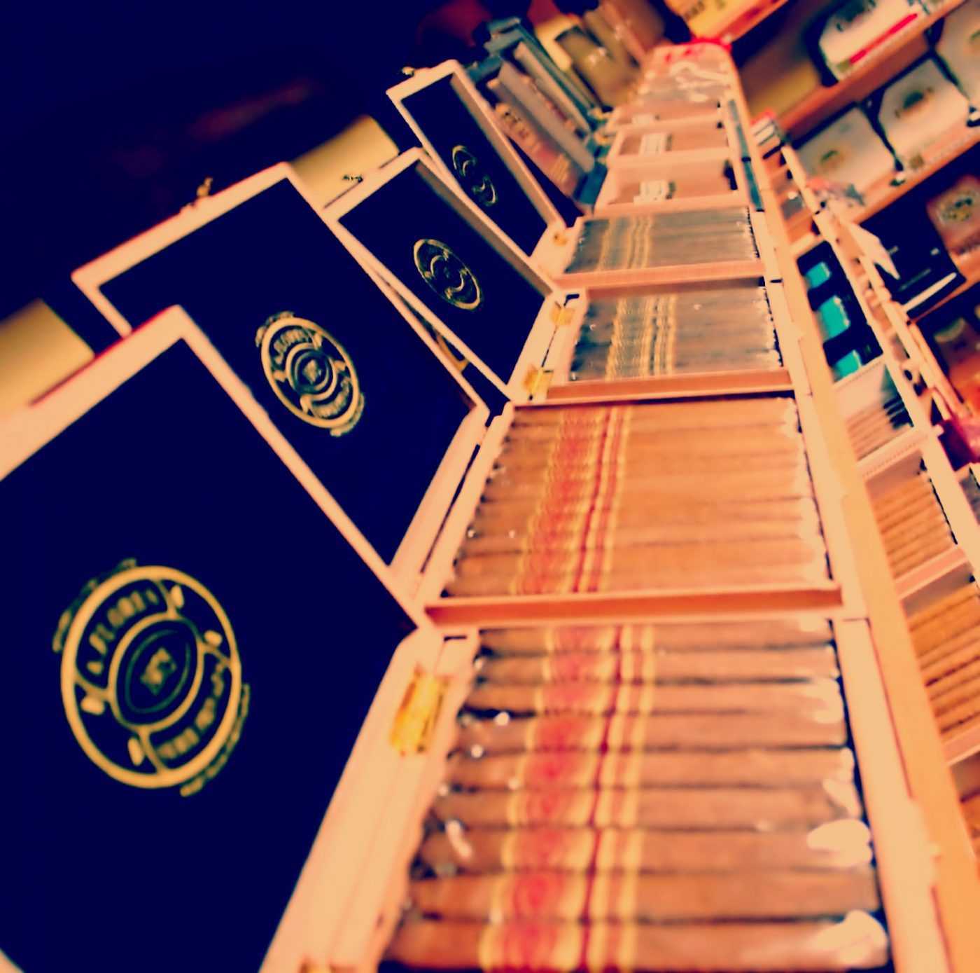 Welcome to Matthews' home for fine cigars.